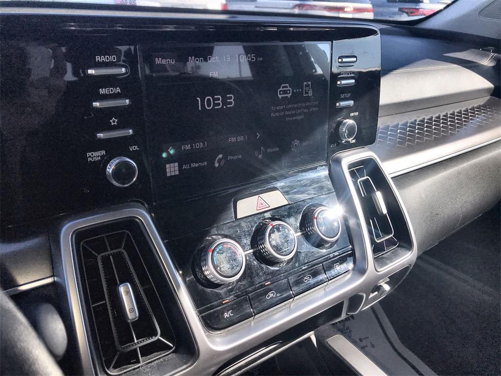 used 2023 Kia Sorento car, priced at $24,888