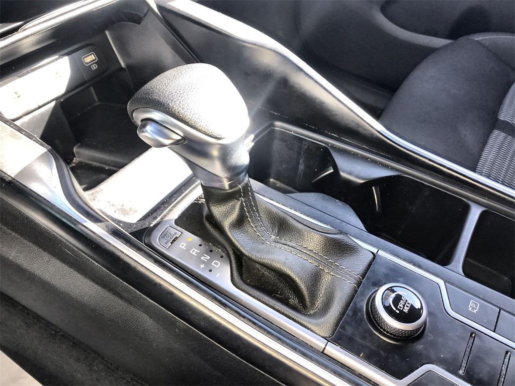 used 2023 Kia Sorento car, priced at $24,888