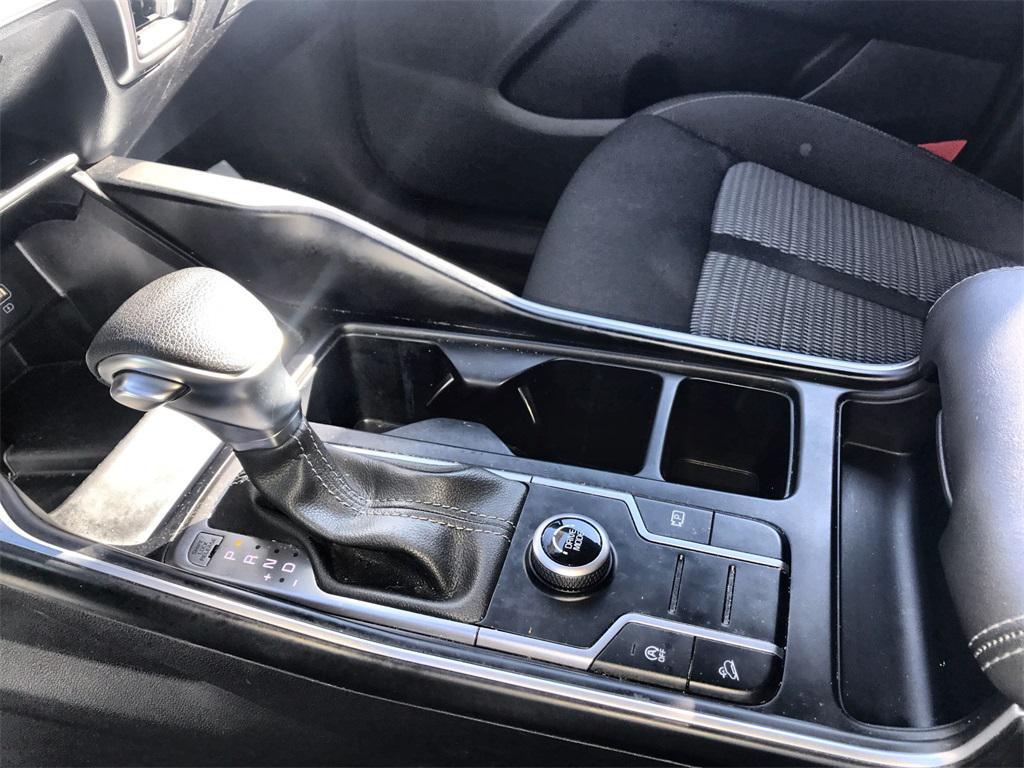 used 2023 Kia Sorento car, priced at $24,888