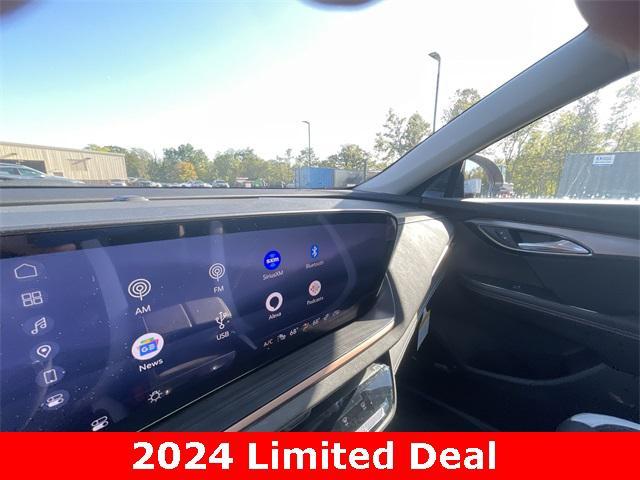 new 2024 Buick Envision car, priced at $38,988