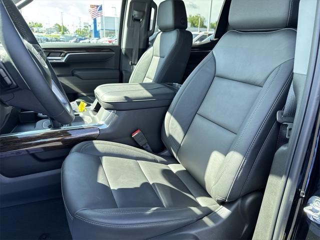 new 2025 GMC Sierra 1500 car, priced at $61,975