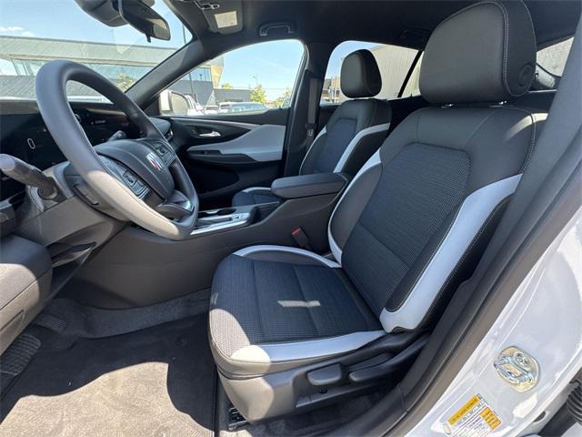 new 2025 Buick Envista car, priced at $23,488