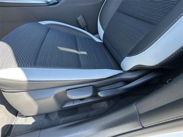 new 2025 Buick Envista car, priced at $23,488