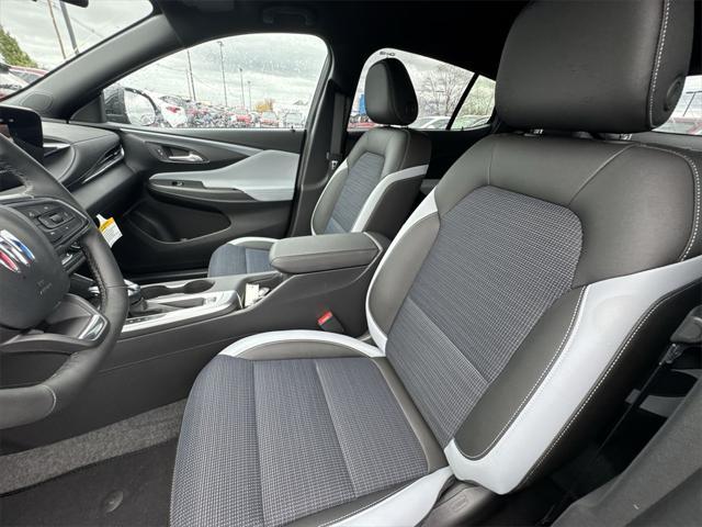 new 2025 Buick Envista car, priced at $26,775