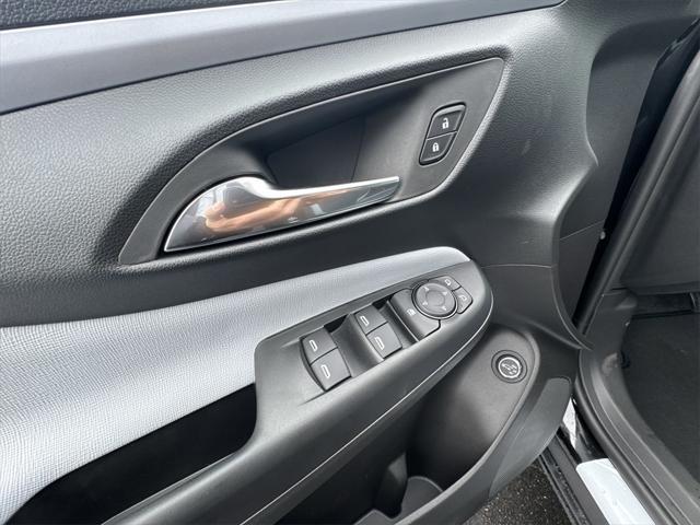 new 2025 Buick Envista car, priced at $26,775