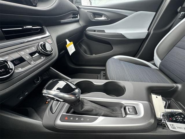 new 2025 Buick Envista car, priced at $26,775
