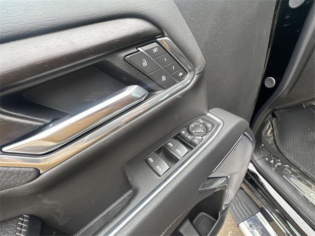 new 2025 GMC Sierra 2500 car, priced at $83,760