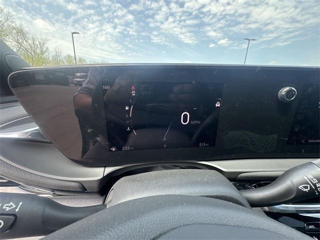 new 2025 Buick Envista car, priced at $30,285