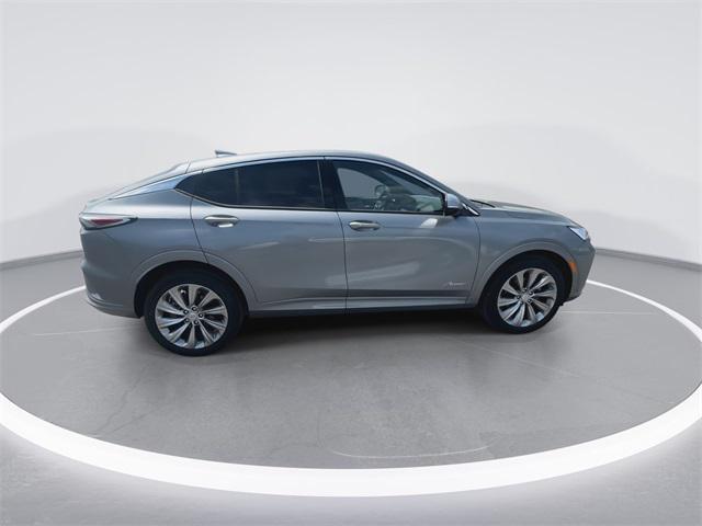new 2025 Buick Envista car, priced at $30,285