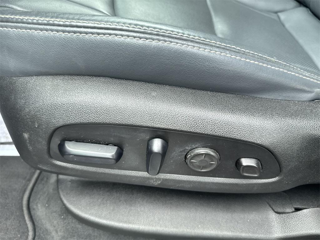 used 2021 Buick Enclave car, priced at $26,997