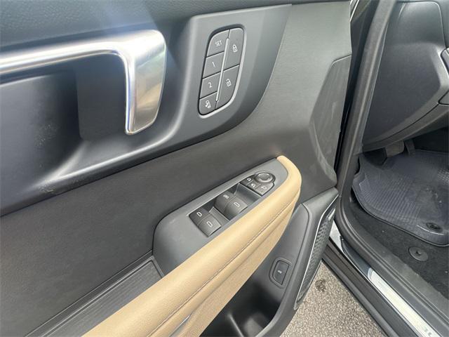 new 2025 Buick Enclave car, priced at $47,595