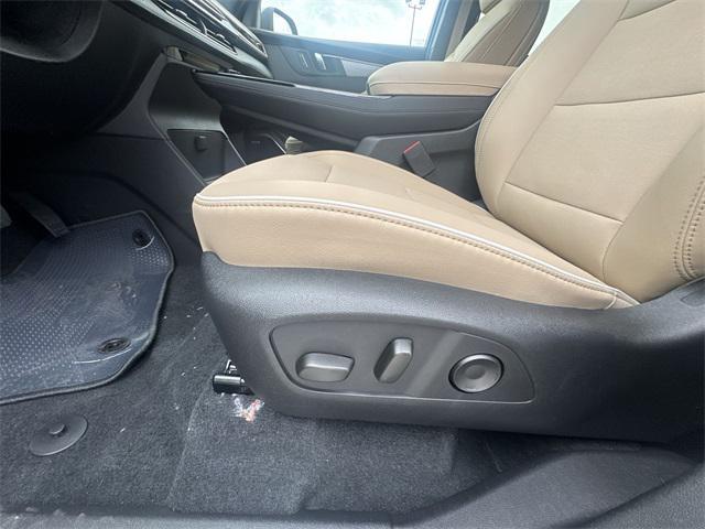 new 2025 Buick Enclave car, priced at $47,595