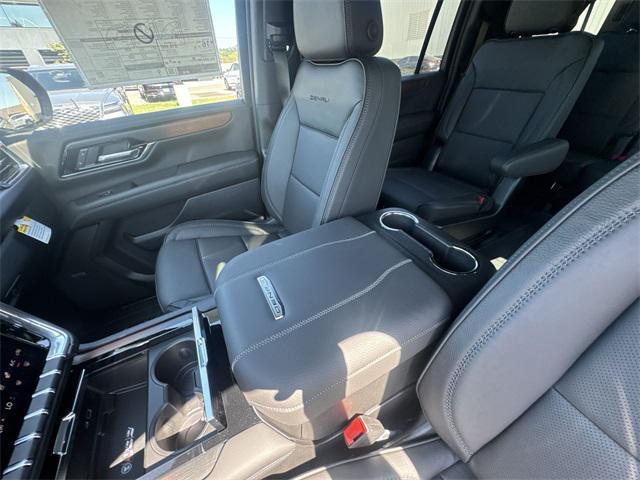 new 2025 GMC Yukon XL car, priced at $87,280