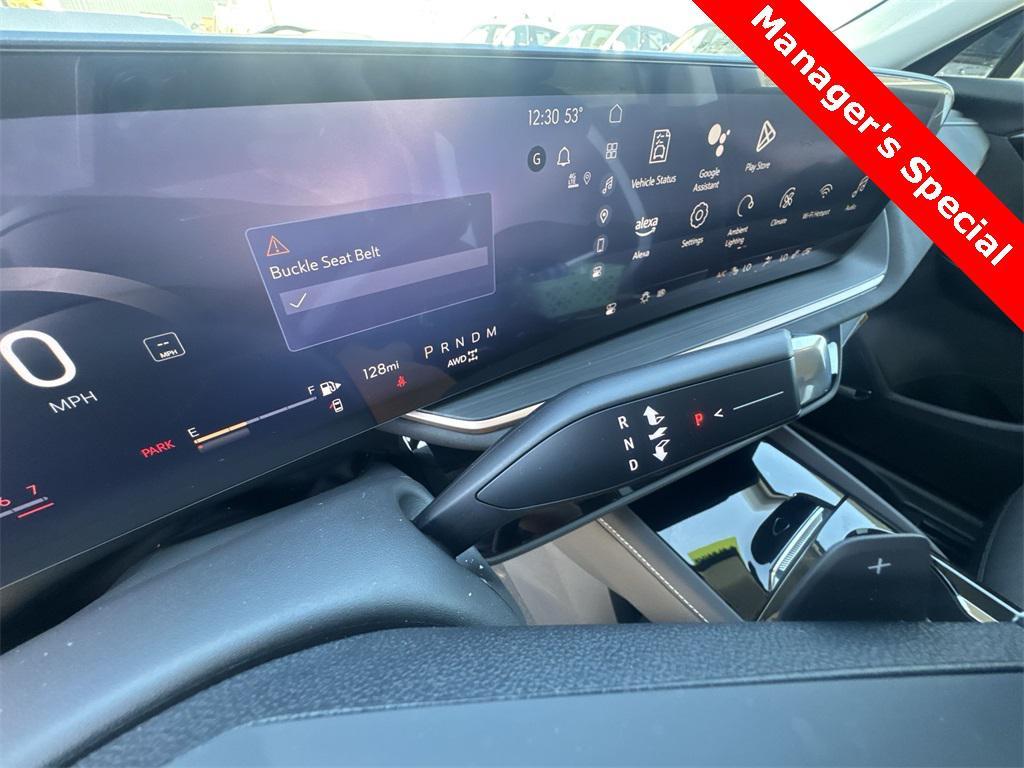 new 2025 Buick Envision car, priced at $37,988