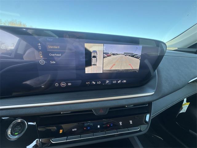 new 2025 Buick Envision car, priced at $38,988