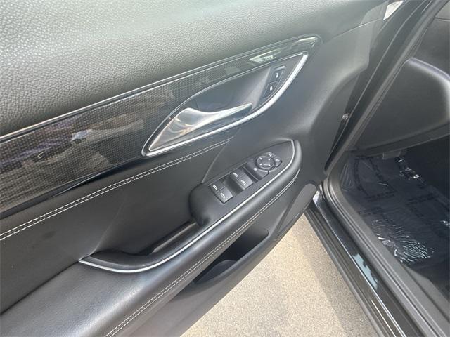 used 2021 Buick Envision car, priced at $23,860