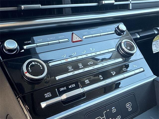 used 2025 Hyundai Santa Fe car, priced at $33,905