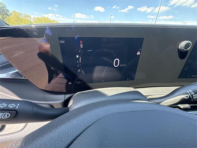 new 2025 Buick Envista car, priced at $26,480