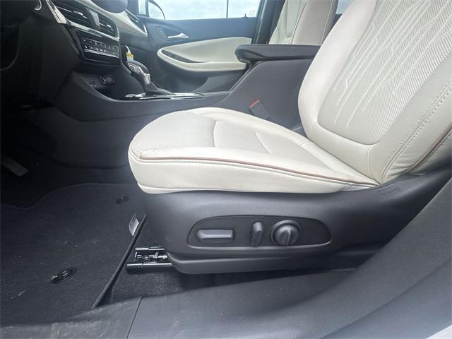 new 2025 Buick Encore GX car, priced at $35,585