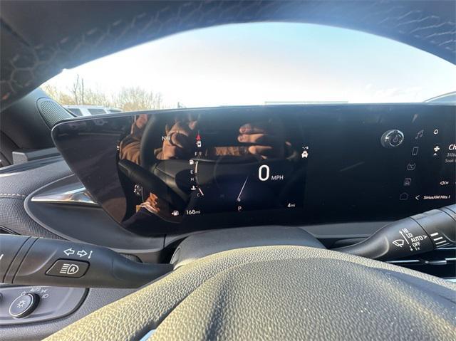 new 2025 Buick Envista car, priced at $30,085