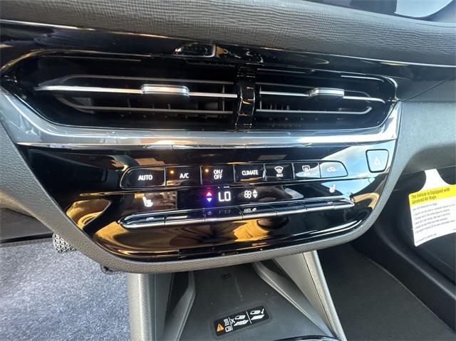 new 2025 Buick Envista car, priced at $30,085