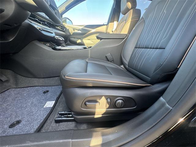 new 2025 Buick Envista car, priced at $30,085
