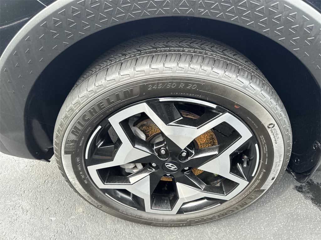 used 2022 Hyundai SANTA CRUZ car, priced at $25,782