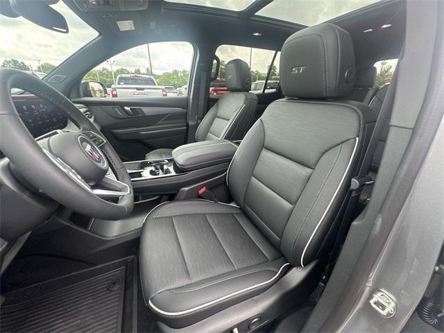 new 2025 Buick Enclave car, priced at $52,045