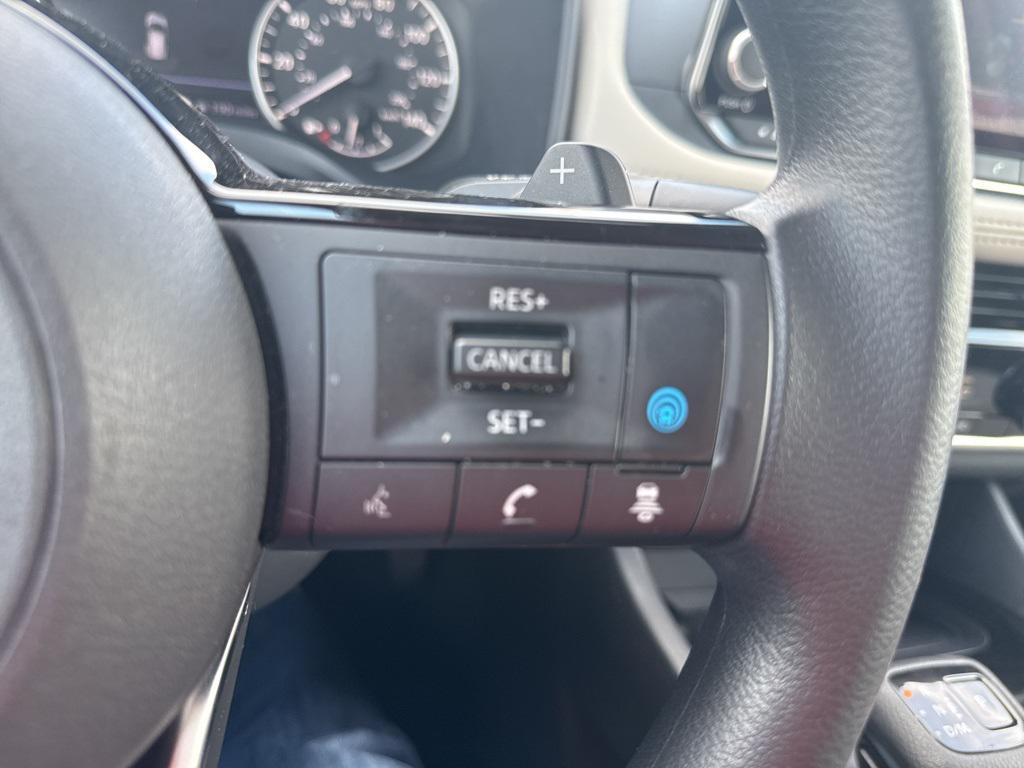 used 2023 Nissan Rogue car, priced at $22,364