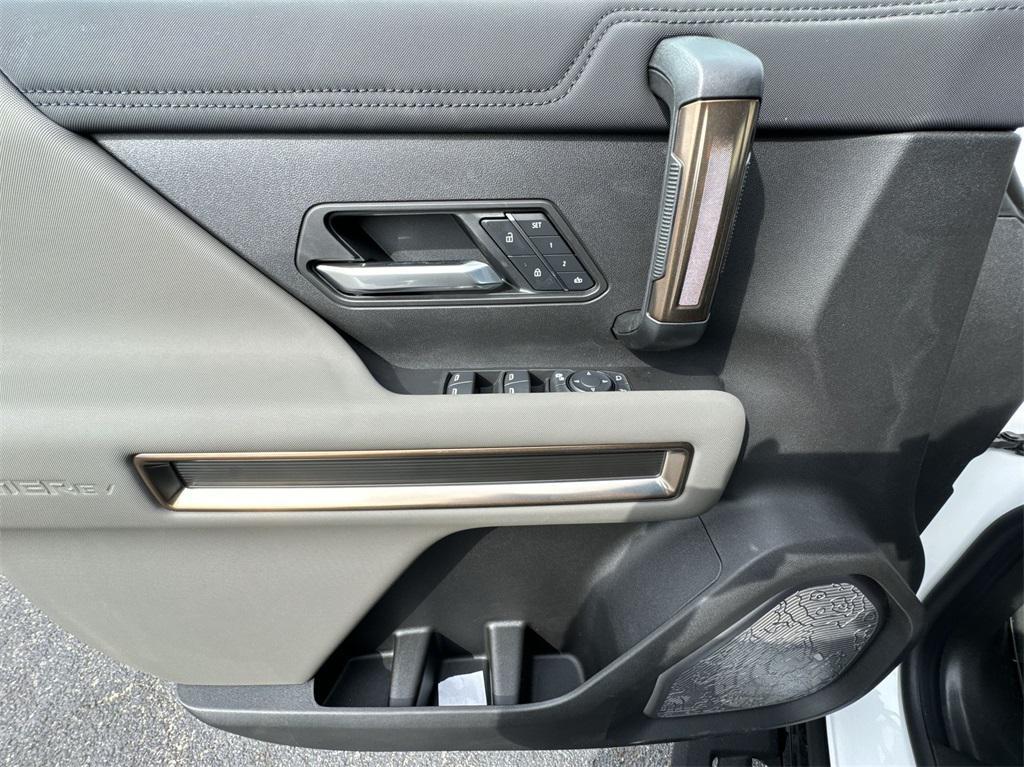 new 2025 GMC HUMMER EV SUV car, priced at $95,171