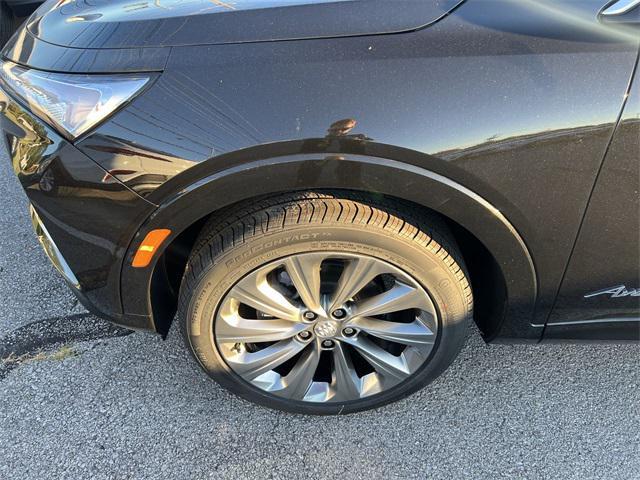 new 2025 Buick Envista car, priced at $29,590