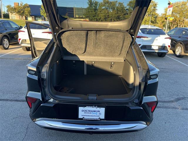 new 2025 Buick Envista car, priced at $29,590