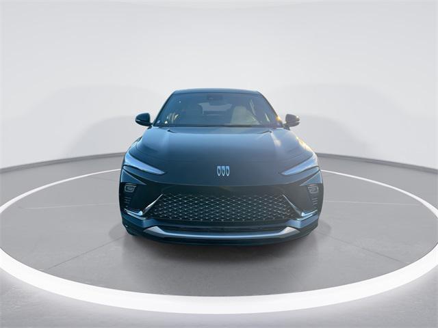 new 2025 Buick Envista car, priced at $29,590