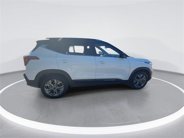 used 2024 Kia Seltos car, priced at $22,988