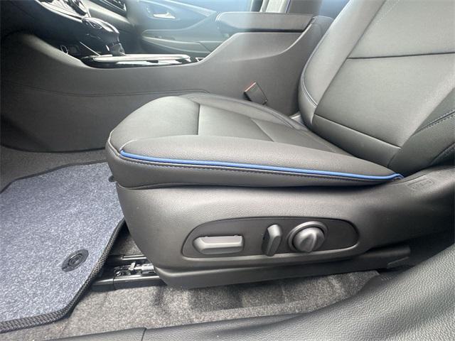 new 2025 Buick Envista car, priced at $27,480