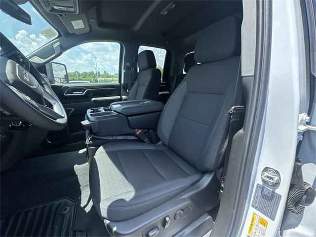 new 2025 GMC Sierra 2500 car, priced at $65,315
