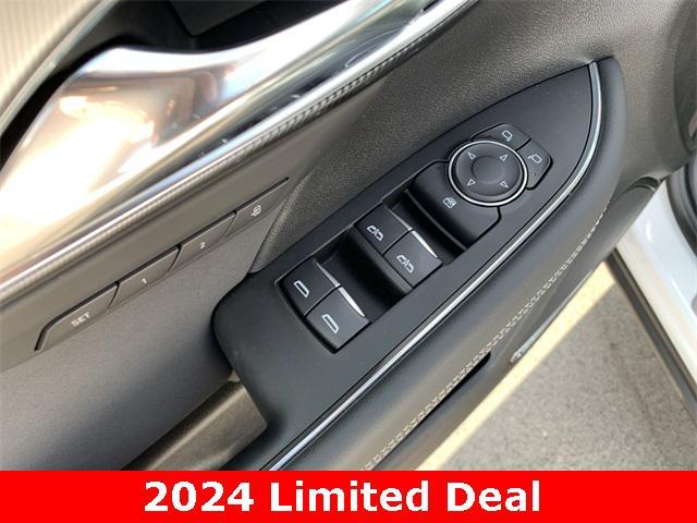 new 2024 Buick Envision car, priced at $39,988