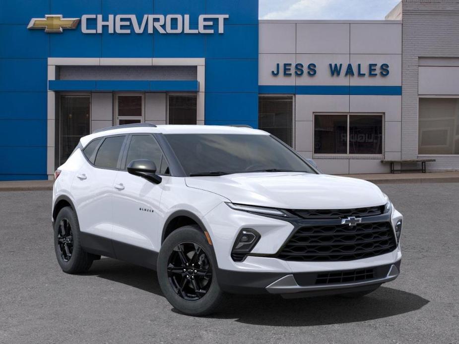 new 2025 Chevrolet Blazer car, priced at $40,705