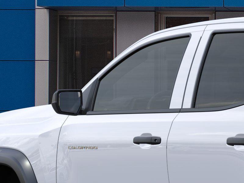 new 2024 Chevrolet Colorado car, priced at $42,990