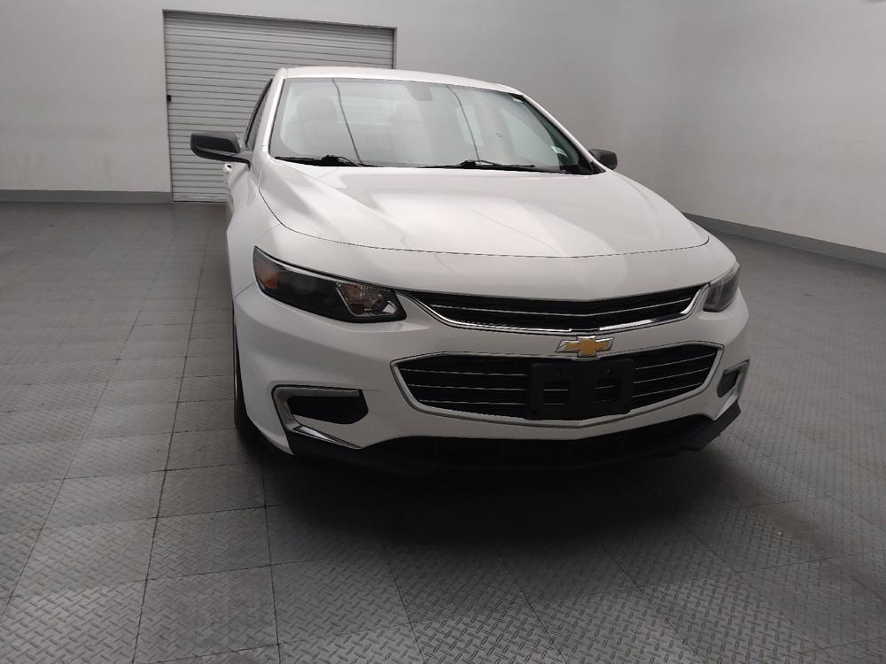 used 2018 Chevrolet Malibu car, priced at $17,395