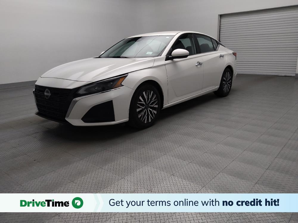 used 2023 Nissan Altima car, priced at $24,295