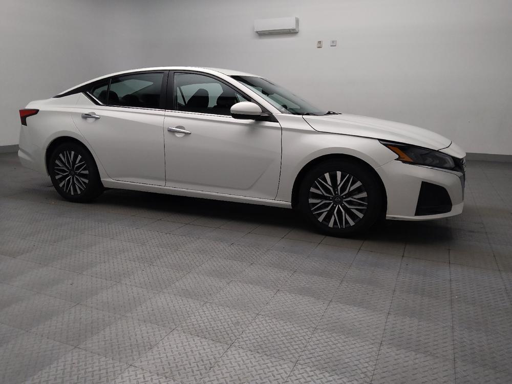 used 2023 Nissan Altima car, priced at $24,295