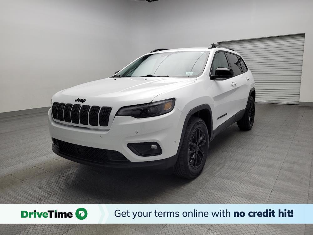 used 2023 Jeep Cherokee car, priced at $30,395