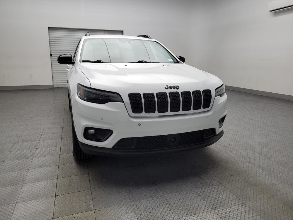 used 2023 Jeep Cherokee car, priced at $30,395
