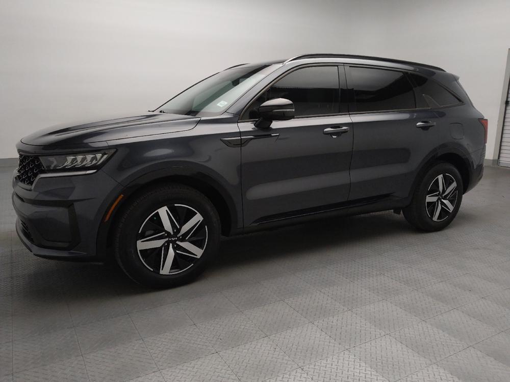 used 2023 Kia Sorento car, priced at $30,795