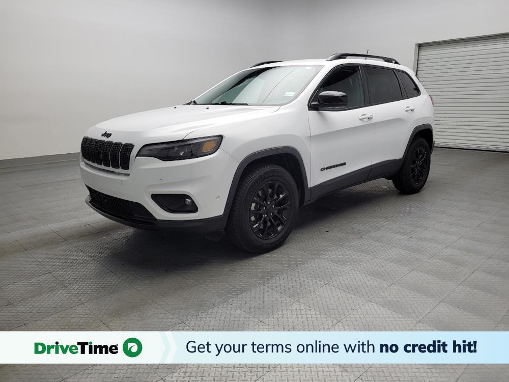used 2023 Jeep Cherokee car, priced at $28,095