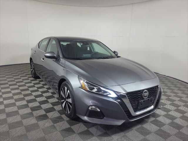 used 2022 Nissan Altima car, priced at $22,795