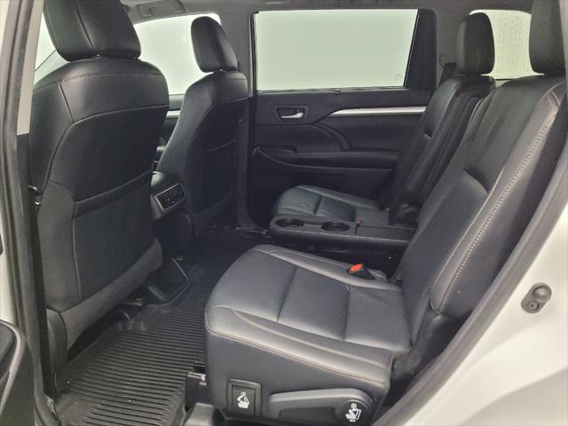 used 2019 Toyota Highlander car, priced at $25,995