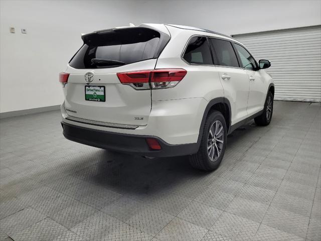 used 2019 Toyota Highlander car, priced at $25,995