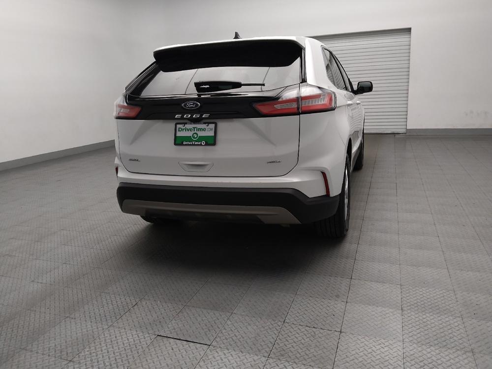 used 2024 Ford Edge car, priced at $27,895